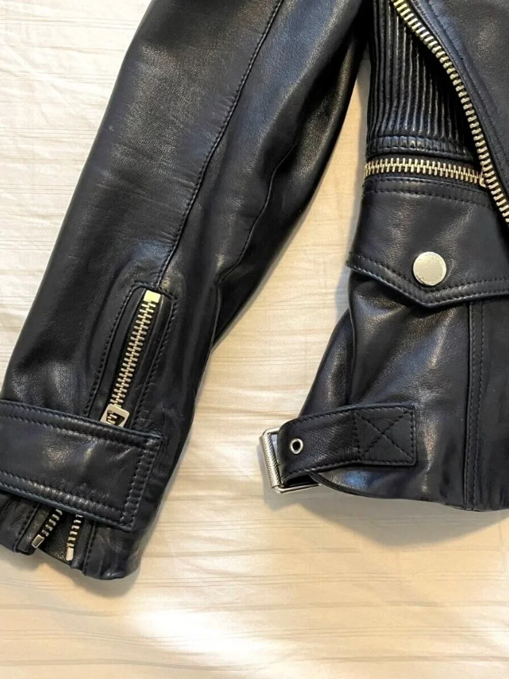 Burberry London Diamond Quilt Lamb Skin Leather Biker Jacket US-6 - Picture 7 of 16
